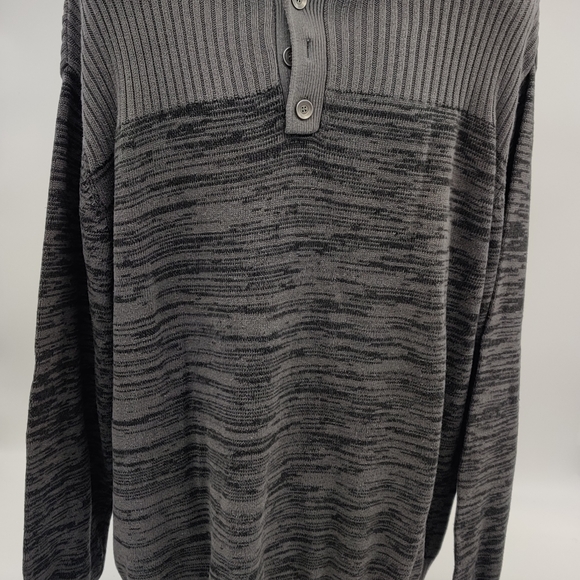 Button Gray Black Pullover Sweater 3xlt 